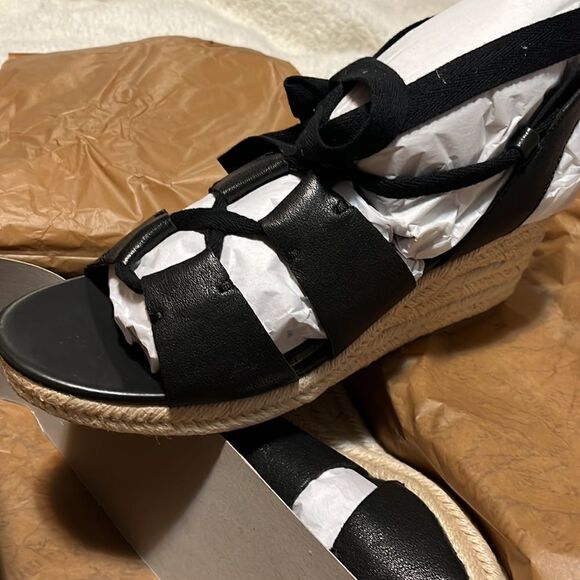 Patricia Nash Riva Wedge Sandals - Picture 5 of 8